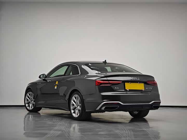 Фото 5 - Audi A5