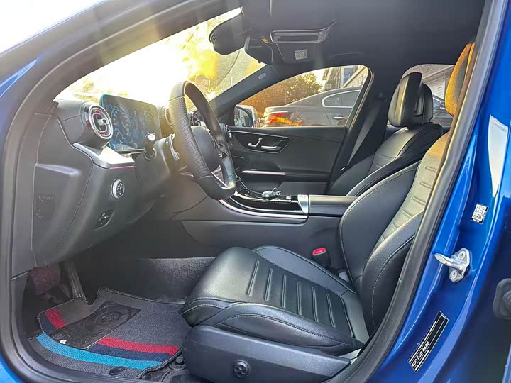 Фото 7 - Mercedes-Benz C-Class