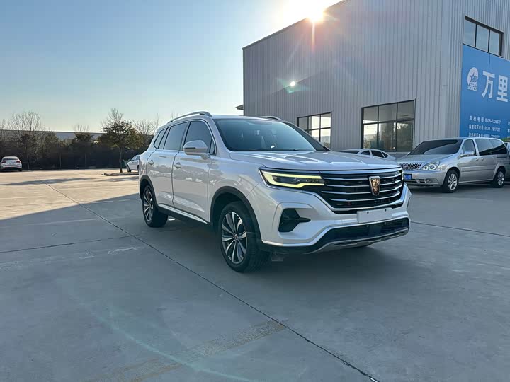 Фото 3 - Roewe RX5 Max