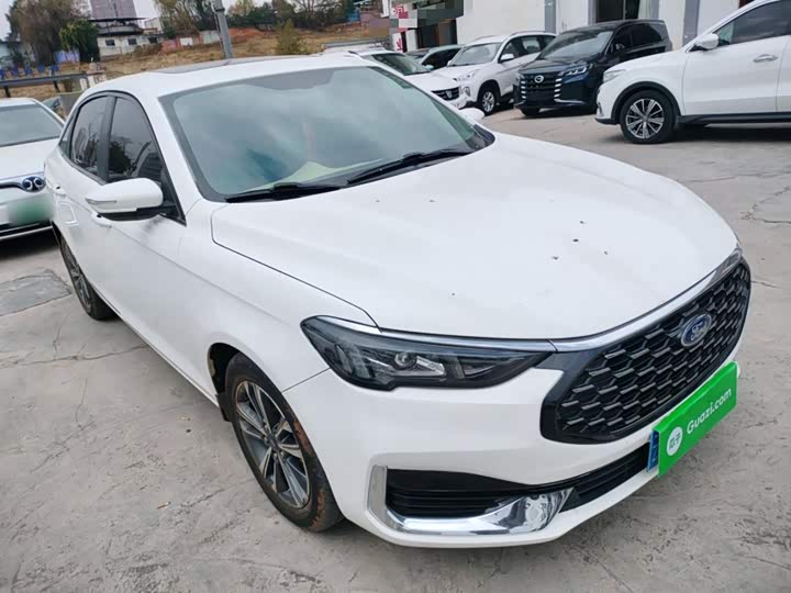 Фото 4 - Ford Escort