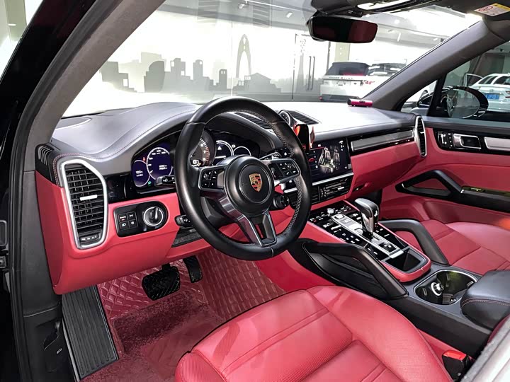 Фото 9 - Porsche Cayenne Hybrid