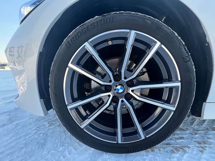 Фото 9 - BMW 3 Series