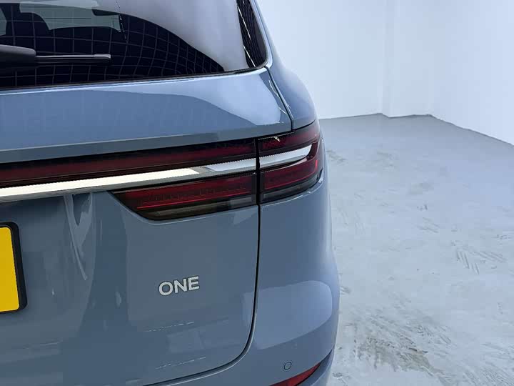 Фото 9 - LiXiang One