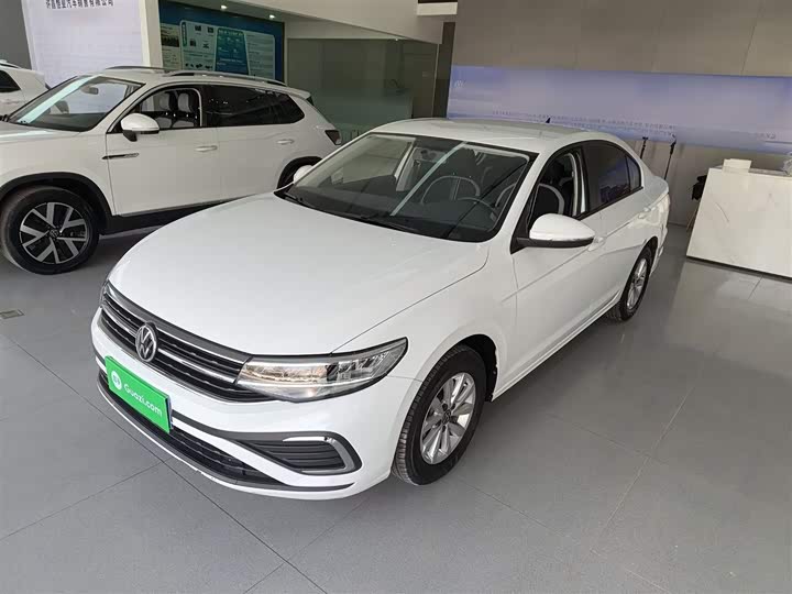 Фото 2 - Volkswagen Bora