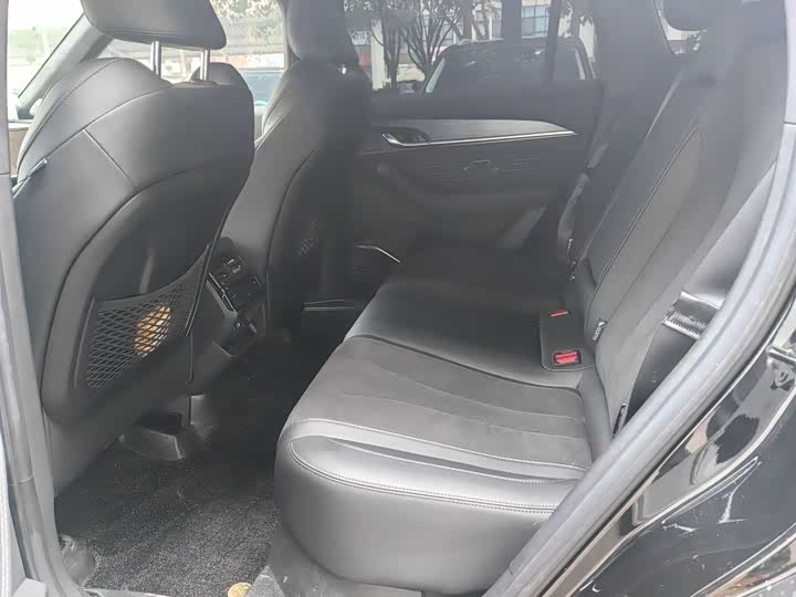 Фото 7 - Geely Monjaro