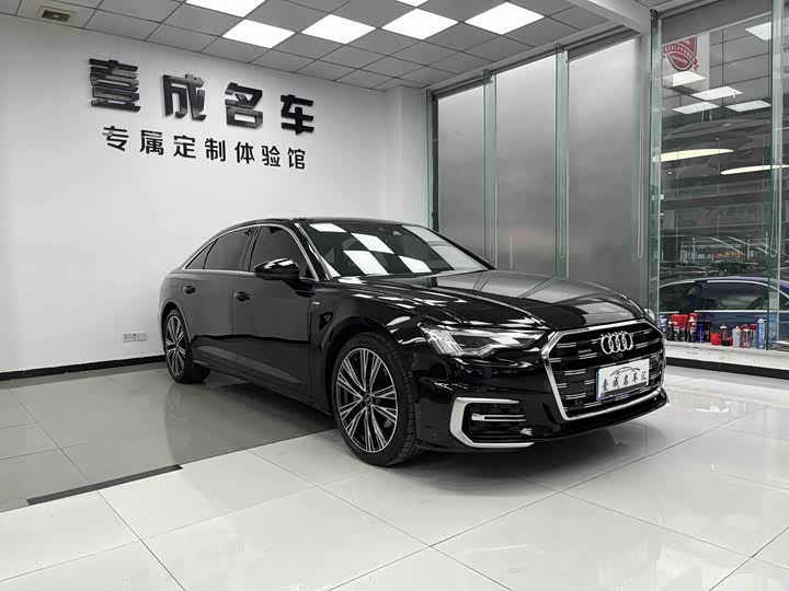 Фото 3 - Audi A6L