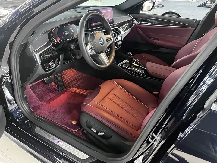 Фото 5 - BMW 5 Series