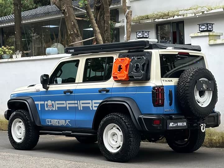 Фото 6 - Tank 300