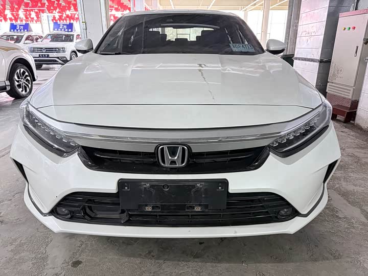 Фото 2 - Honda Inspire