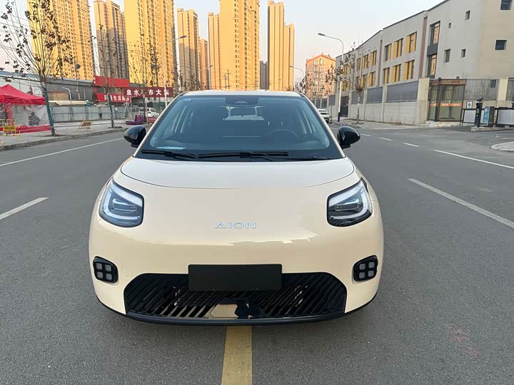 Фото 2 - GAC Aion UT