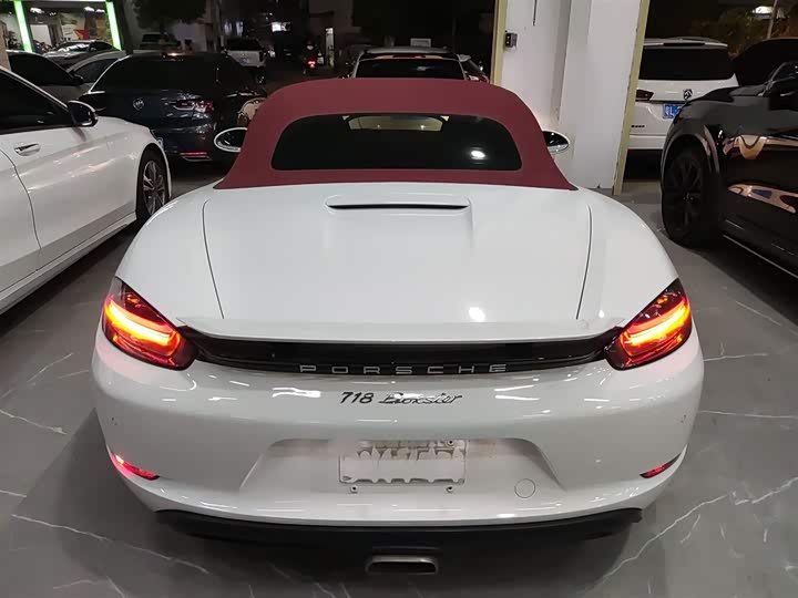 Фото 6 - Porsche 718