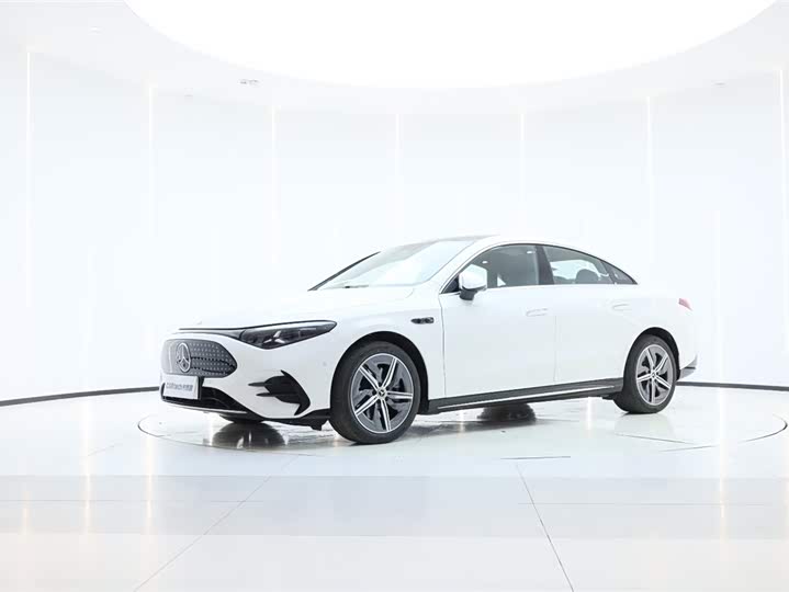 Фото 1 - Mercedes-Benz CLA-Class EV