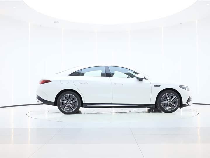 Фото 4 - Mercedes-Benz CLA-Class EV