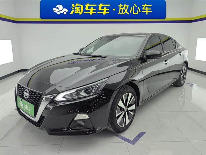 Фото 1 - Nissan Teana