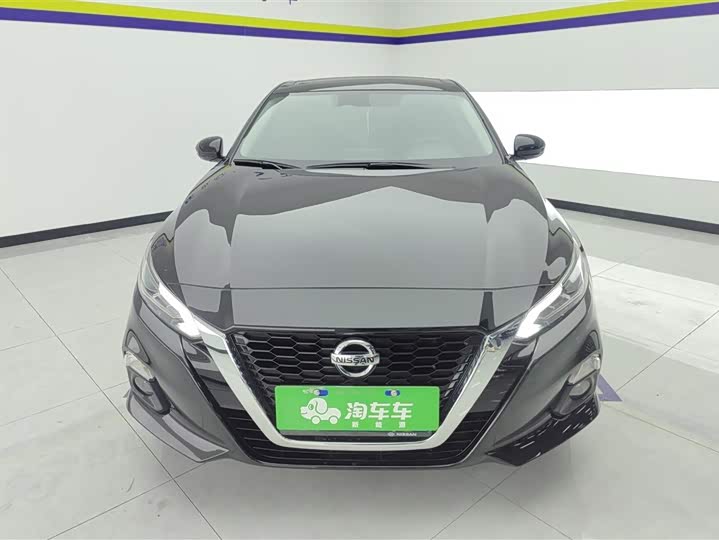 Фото 2 - Nissan Teana