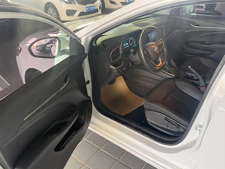 Фото 9 - Buick Excelle GT