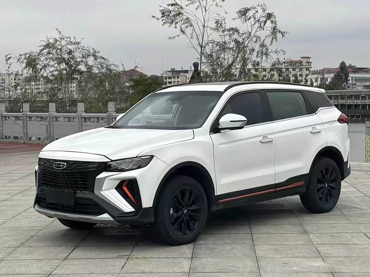 Фото 1 - Geely Atlas