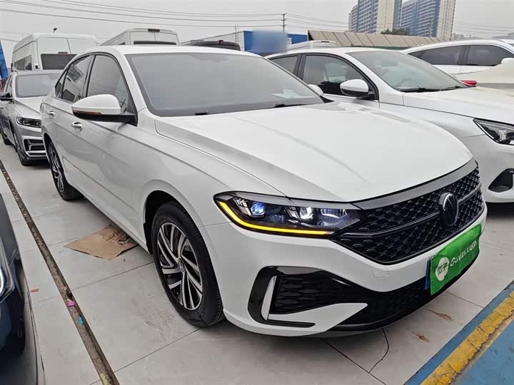 Фото 4 - Volkswagen Lavida