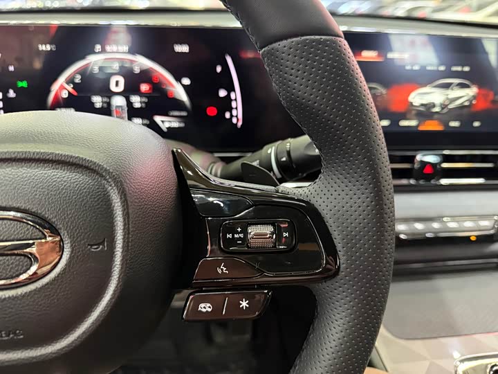 Фото 8 - GAC Trumpchi Empow R