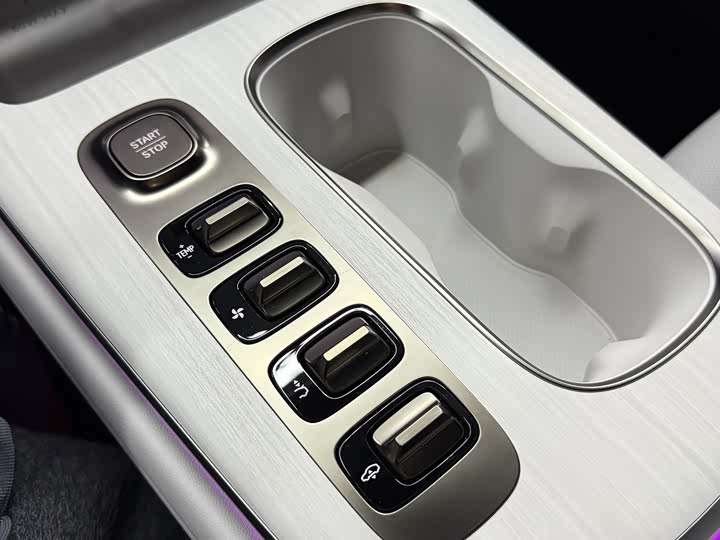 Фото 8 - Xiaomi SU7