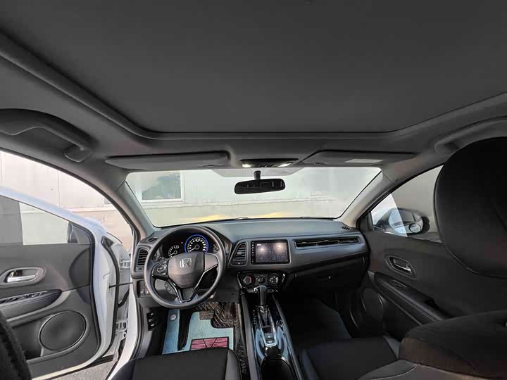 Фото 5 - Honda Vezel