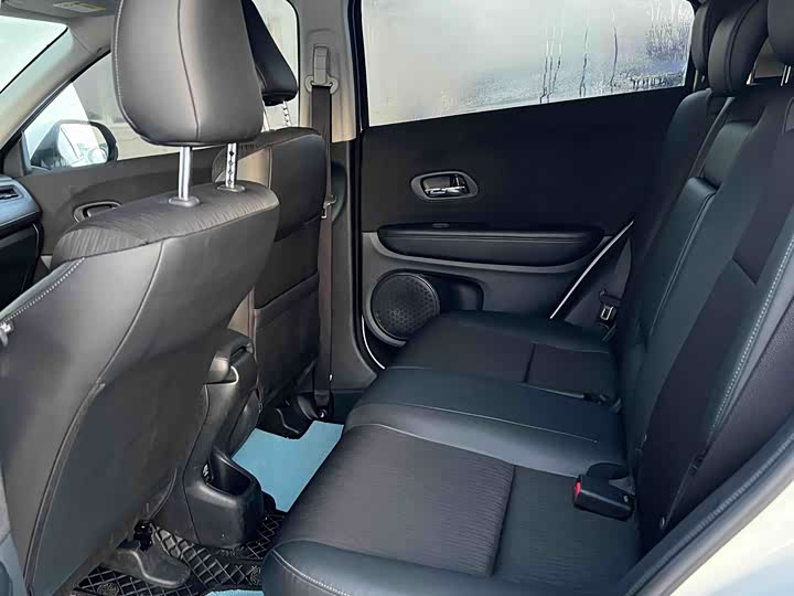 Фото 6 - Honda Vezel