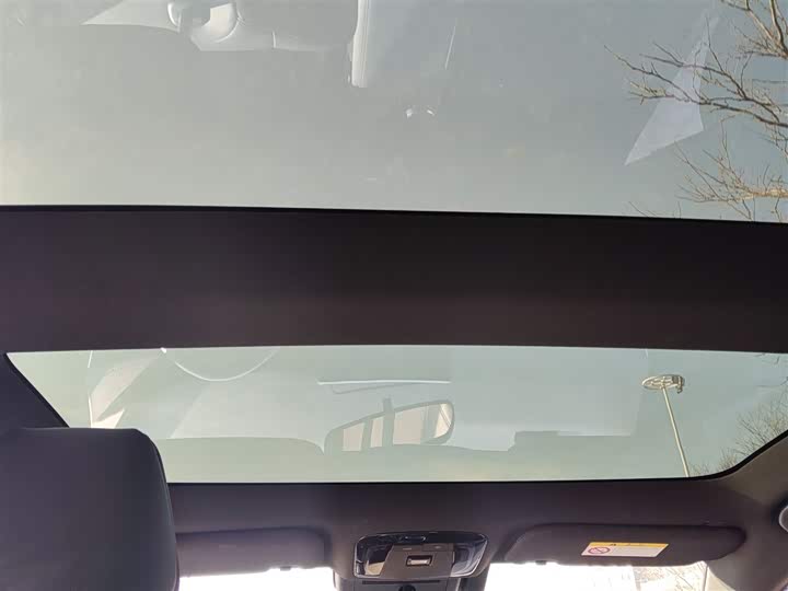 Фото 9 - Toyota Camry