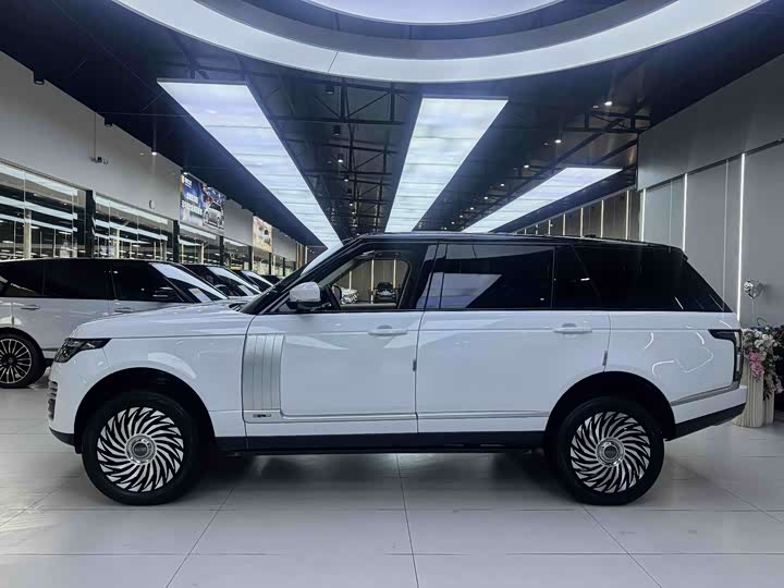 Фото 8 - Land Rover Range Rover