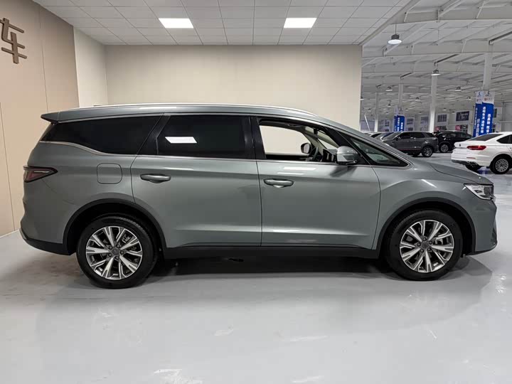 Фото 8 - Geely Jiaji