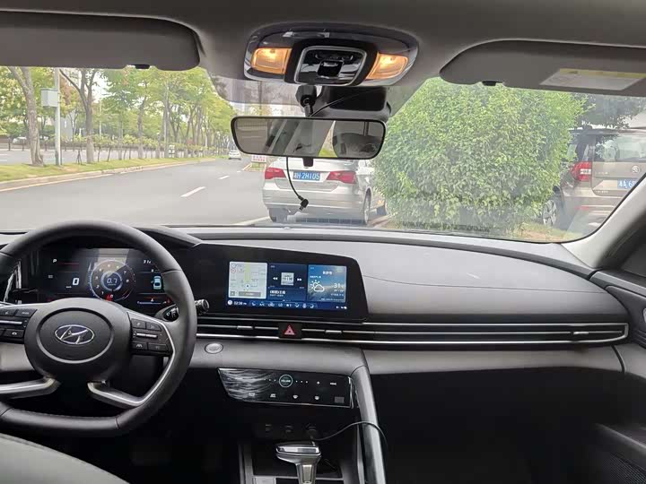 Фото 6 - Hyundai Elantra N line