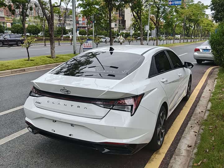 Фото 7 - Hyundai Elantra N line