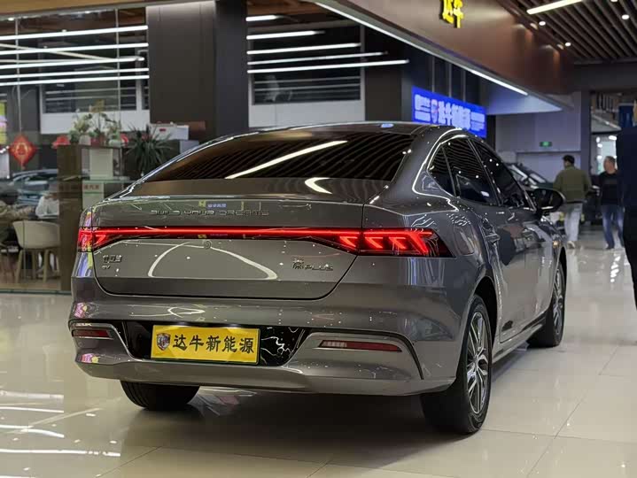 Фото 4 - BYD Qin Plus