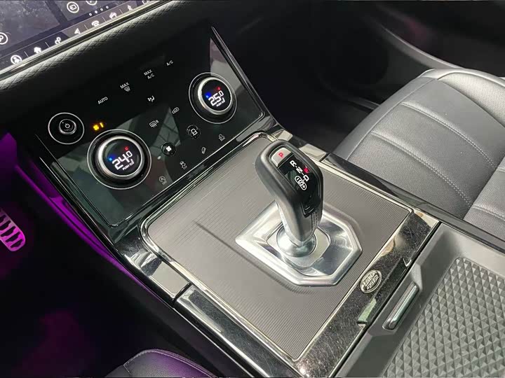 Фото 9 - Land Rover Range Rover Evoque L