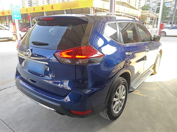 Фото 7 - Nissan X-Trail