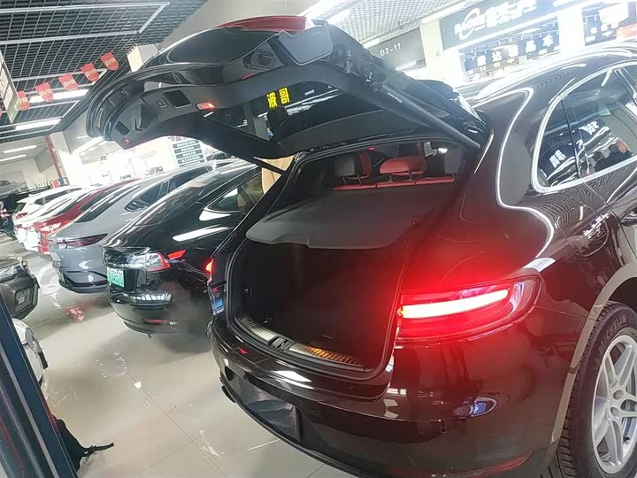 Фото 9 - Porsche Macan