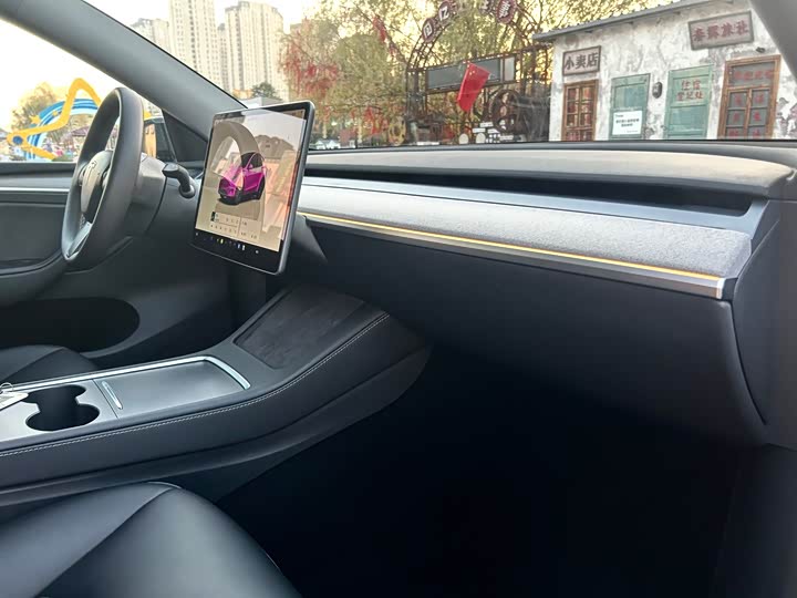 Фото 8 - Tesla Model Y