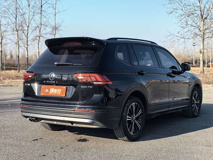 Фото 4 - Volkswagen Tiguan L Pro