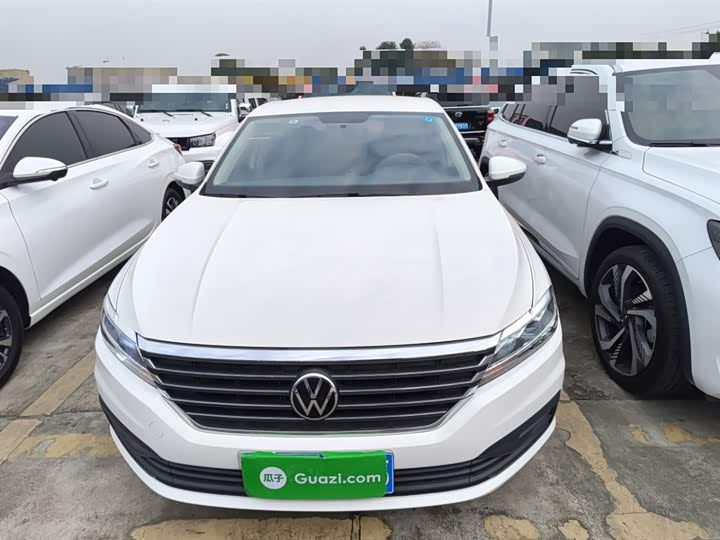 Фото 3 - Volkswagen Lavida