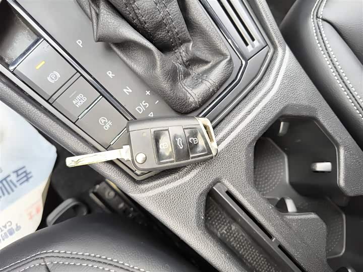 Фото 9 - Volkswagen Lavida