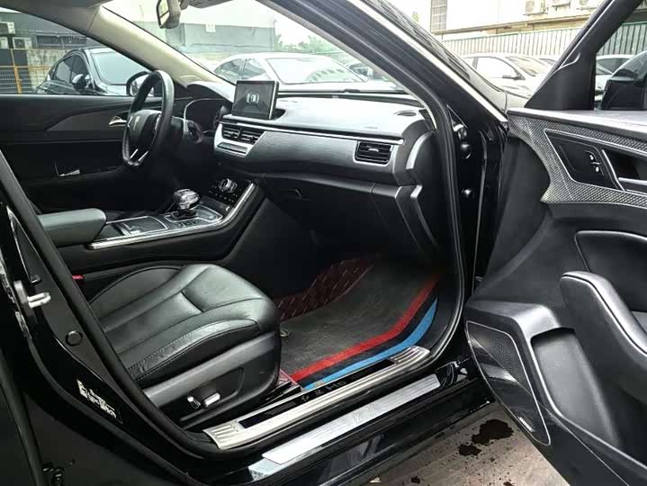 Фото 5 - Hongqi H5