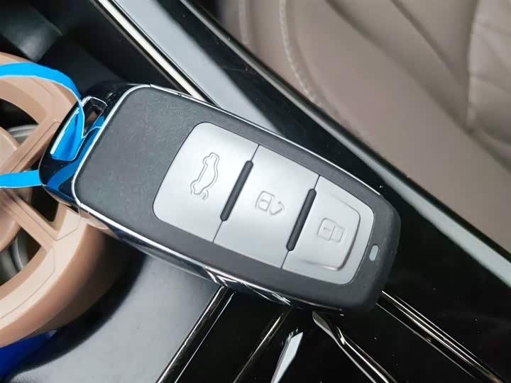 Фото 9 - BYD Han