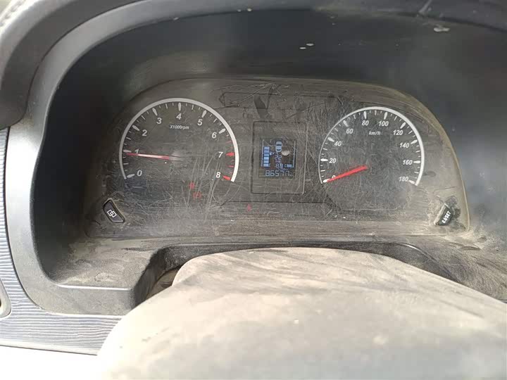 Фото 5 - Dongfeng Forthing Lingzhi M5