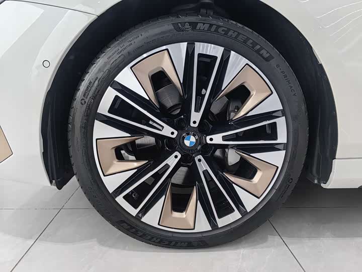 Фото 4 - BMW 5 Series