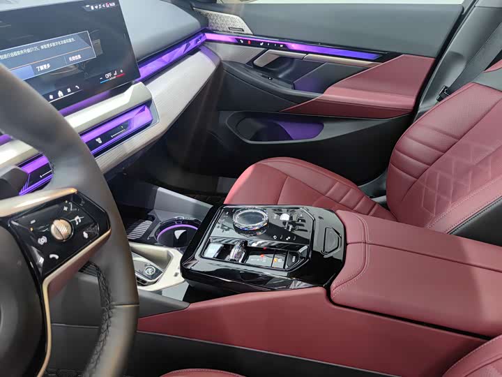 Фото 9 - BMW 5 Series