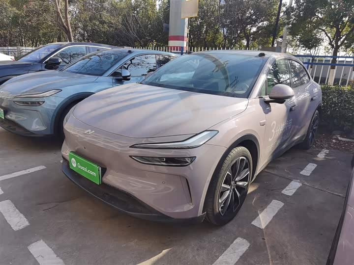 Фото 2 - Nio Onvo L60