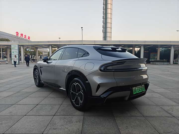 Фото 9 - Xiaomi YU7