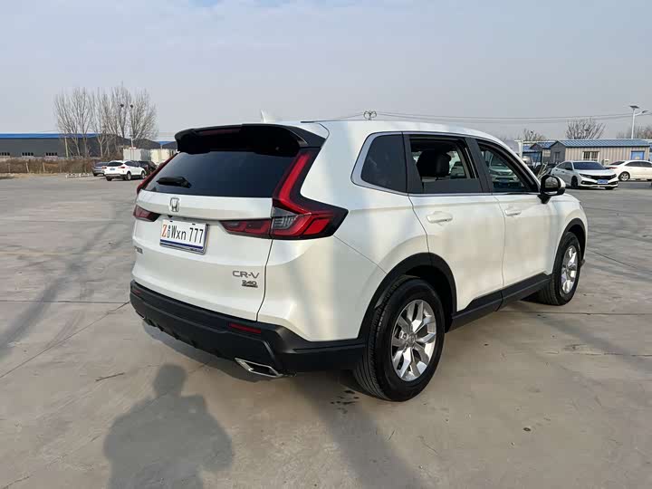 Фото 8 - Honda CR-V