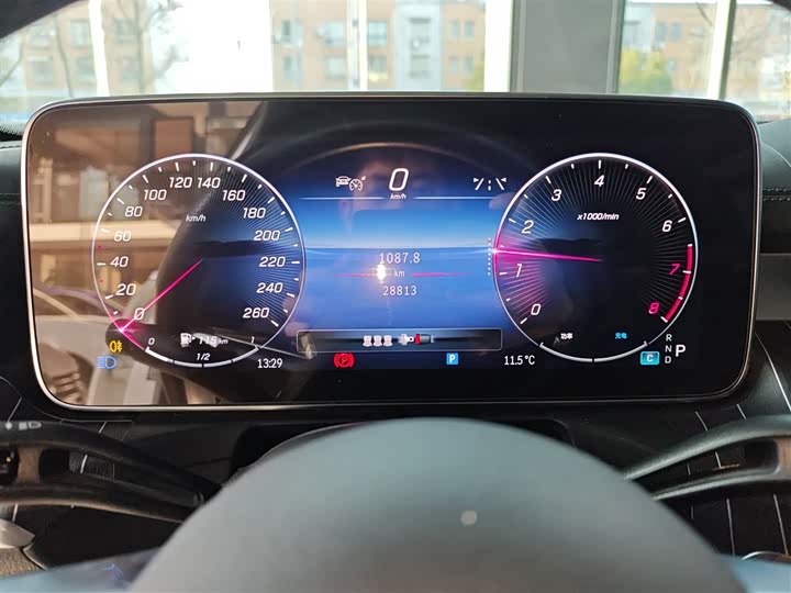 Фото 4 - Mercedes-Benz C-Class