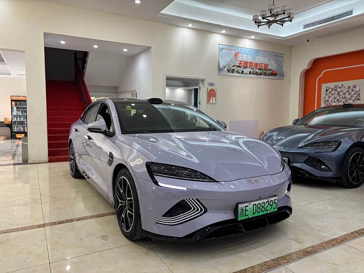 Фото 3 - BYD Seal