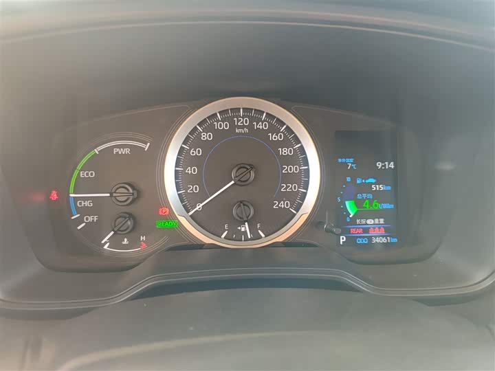 Фото 4 - Toyota Corolla